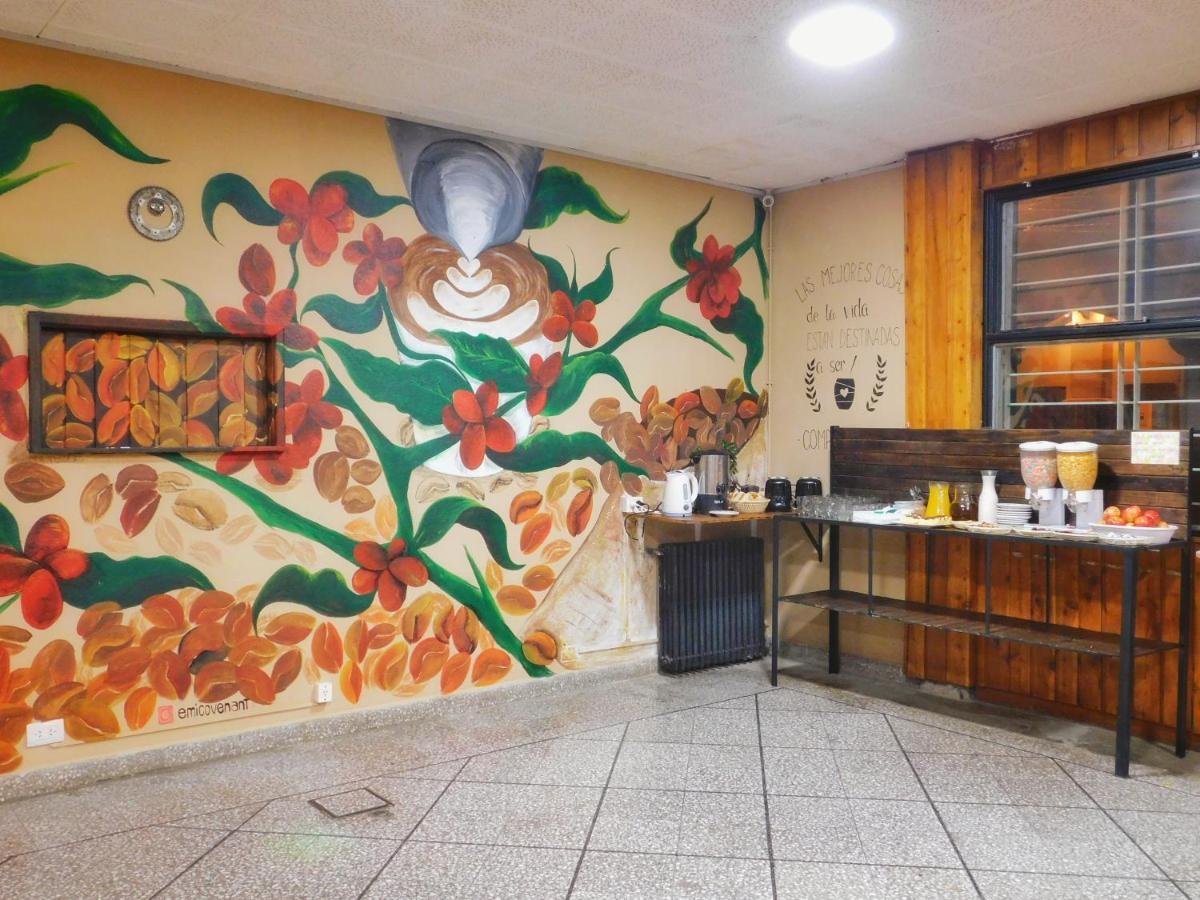 Hostel Arrayan Bariloche Ngoại thất bức ảnh